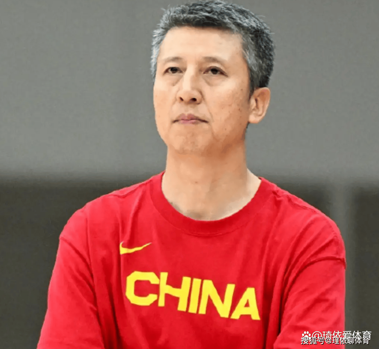 转会期体能课后；深圳男篮调整名单备战足总杯；悬念犹存；心理建设被强调(足总杯直播在线直播免费观看)